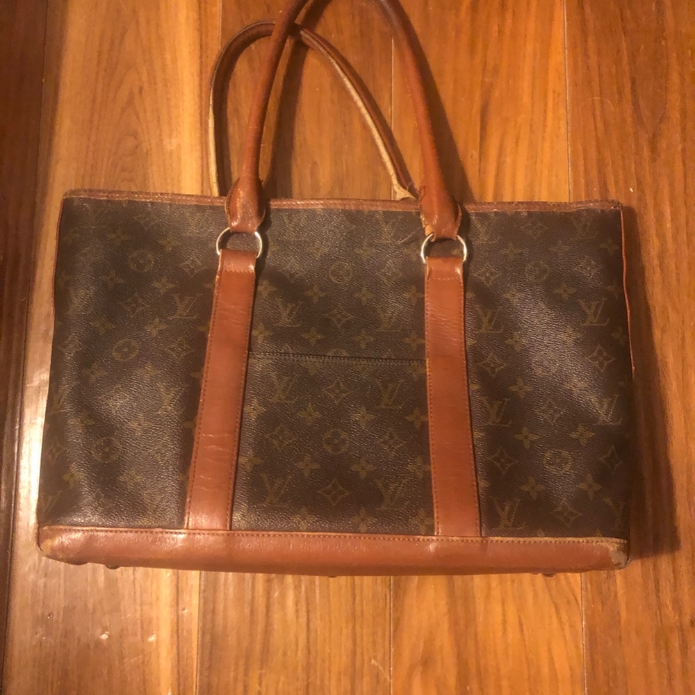Vintage AUTHENTIC Louis Vuitton